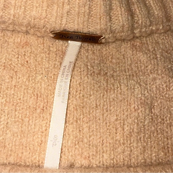 FREE PEOPLE 3/4 Sleeve Mock Neck Sweater Pale Pink Small - Picture 5 of 6